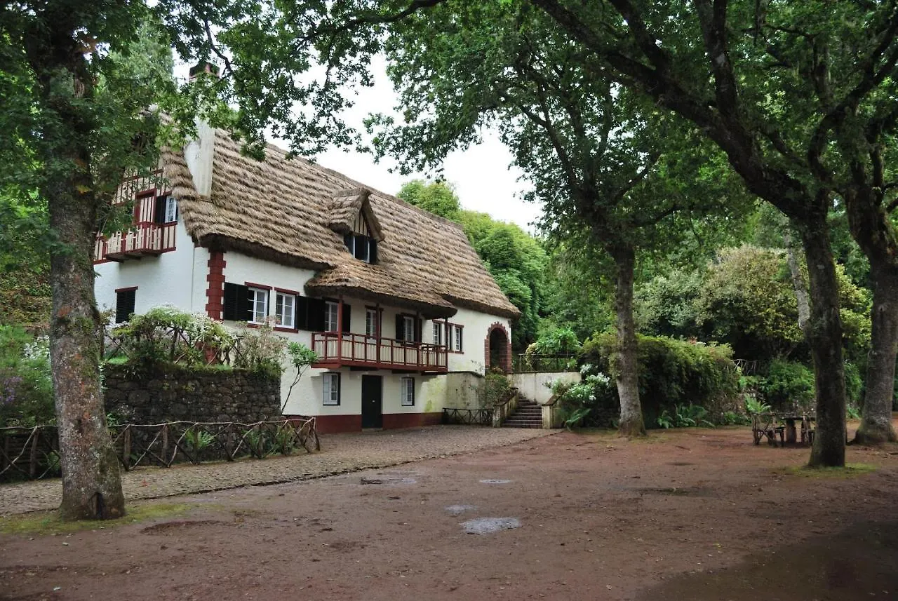 Casa Do Til Bed & Breakfast Santana  Portugal